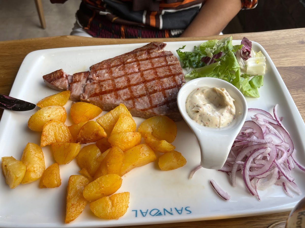 Sandal Fisch Grill Haus-10